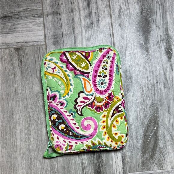 Vera Bradley Green Floral Tech Sleeve - Picture 4 of 6